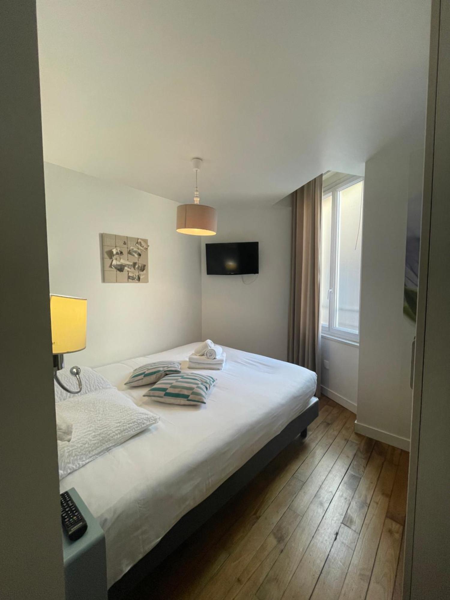 Garden Hotel Rennes Centre Gare Exterior photo
